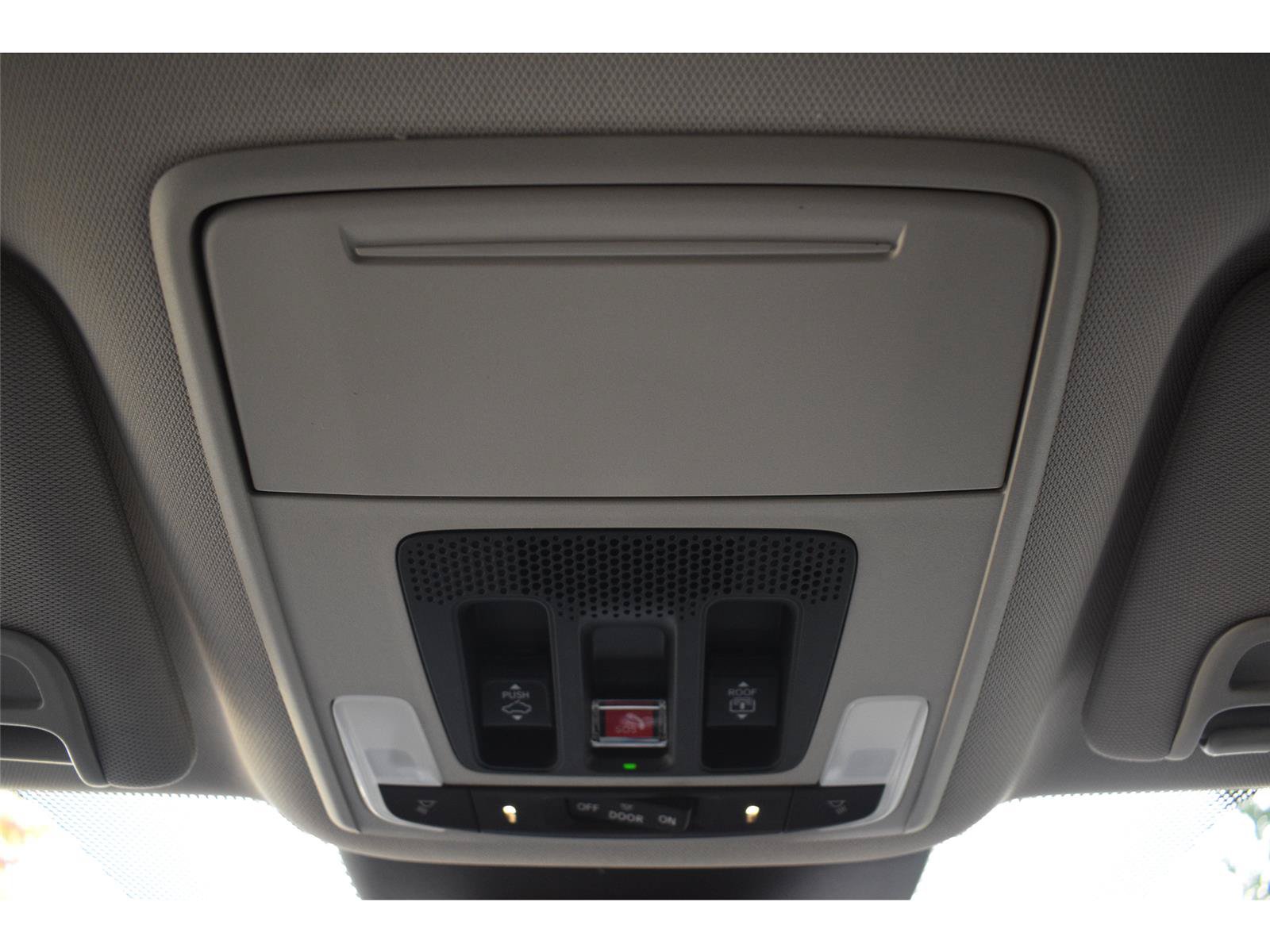 New 2026 Honda Pilot Touring image 19