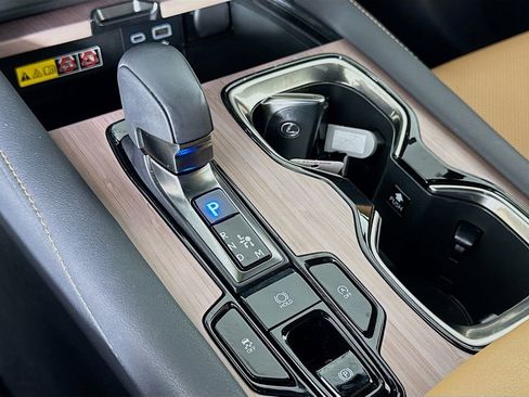 Certified 2024 Lexus RX 350 Premium image 17