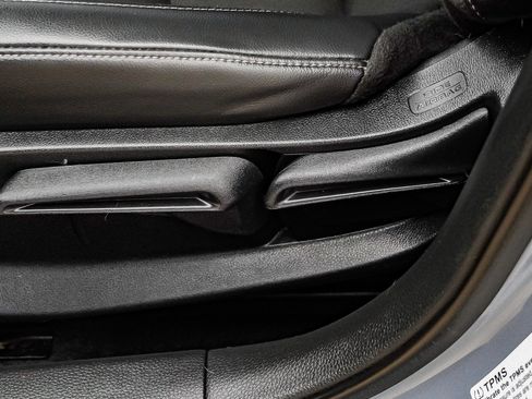 Used 2022 Honda Civic Sport image 17