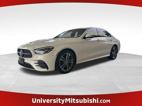 Used 2022 Mercedes-Benz E 350 4MATIC Sedan image 1