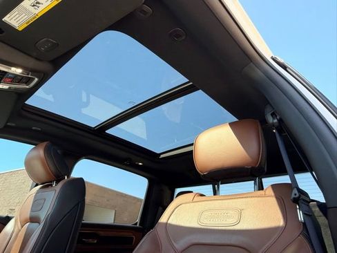 Used 2022 RAM 1500 Limited image 16