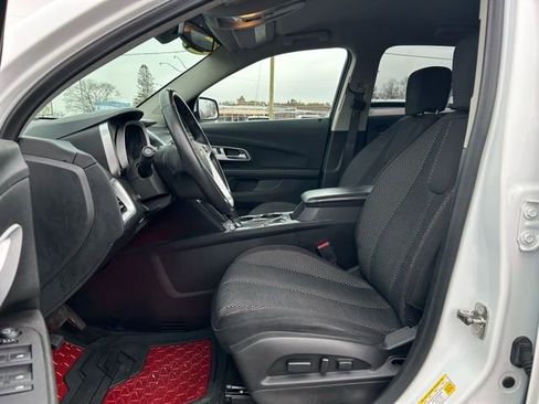 Used 2017 Chevrolet Equinox LT w/ Convenience Package image 23