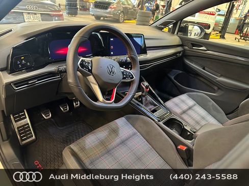 Used 2024 Volkswagen GTI SE image 18