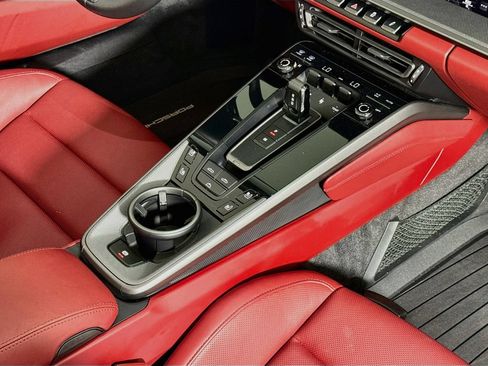 Certified 2024 Porsche 911 Carrera RWD image 20