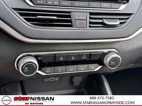 Certified 2021 Nissan Altima 2.5 SV FWD image 23