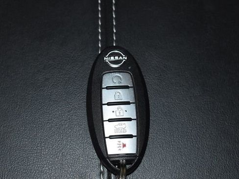 Used 2024 Nissan Altima 2.5 SV image 23