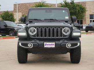 Used 2025 Jeep Wrangler Unlimited Sahara AWD/4WD video 2