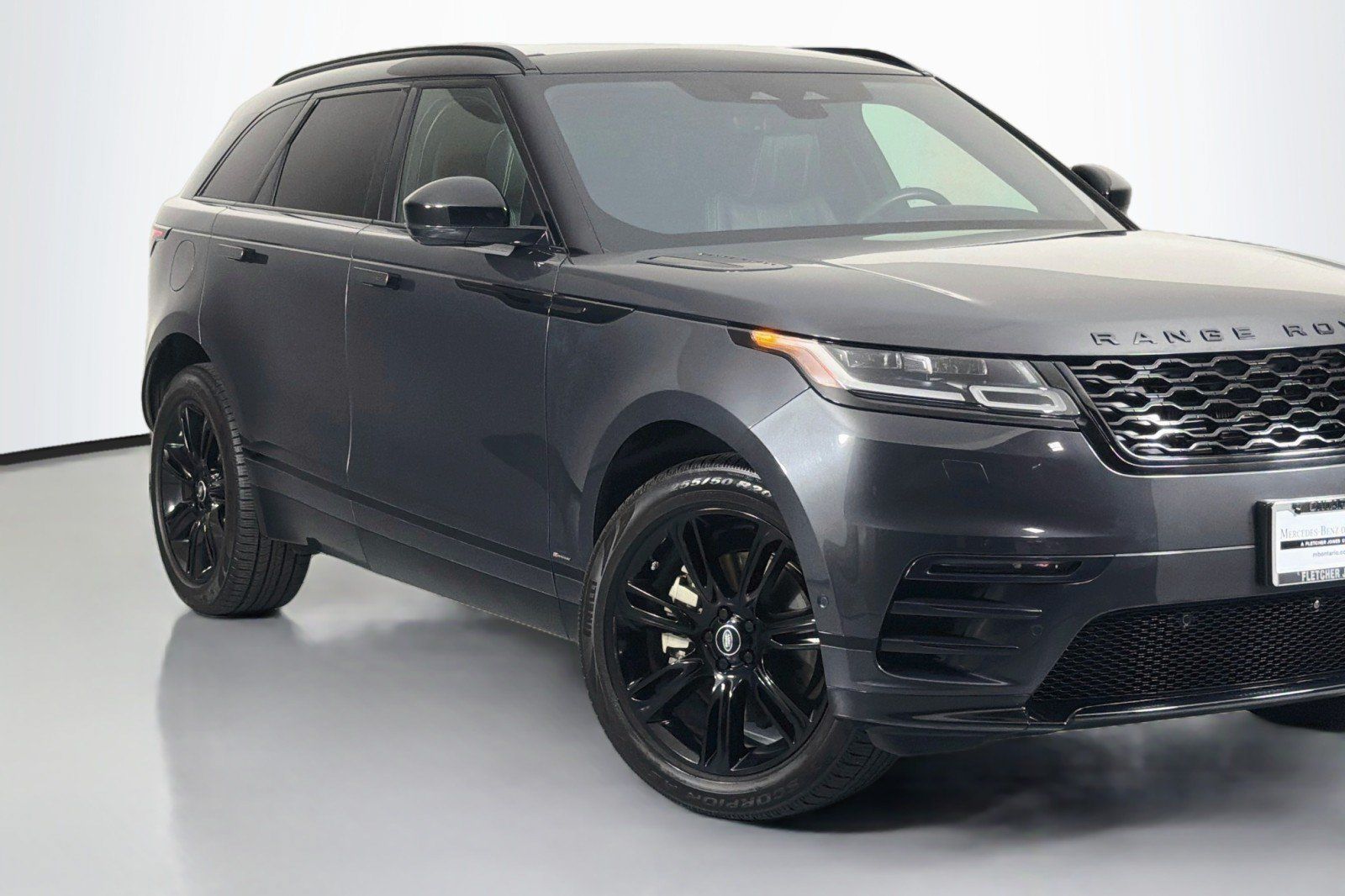 Used 2021 Land Rover Range Rover Velar R-Dynamic S AWD/4WD image 14