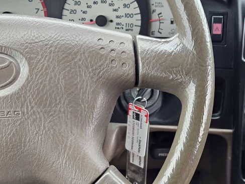 Used 2003 Toyota Tacoma PreRunner image 25