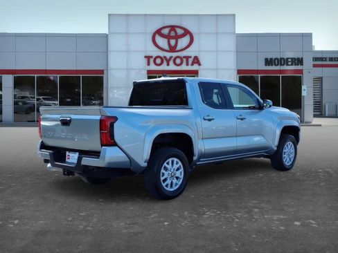Certified 2024 Toyota Tacoma SR5 w/ SR5 Upgrade Package RWD image 6