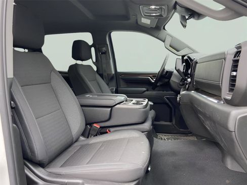 Used 2024 Chevrolet Silverado 1500 LT image 20