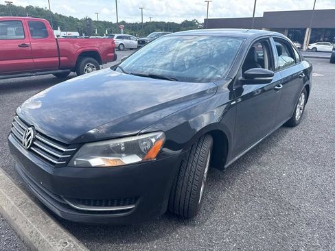 Used 2014 Volkswagen Passat 1.8T Wolfsburg Edition FWD image 6