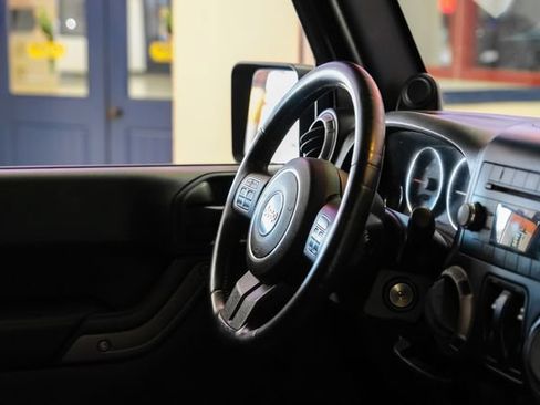Used 2014 Jeep Wrangler Sport w/ Quick Order Package 23S AWD/4WD image 12