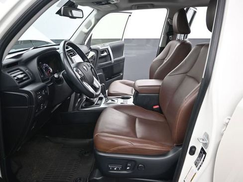 Used 2023 Toyota 4Runner Limited AWD/4WD image 15
