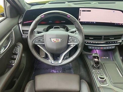 Used 2025 Cadillac CT5 V w/ Technology Package image 36