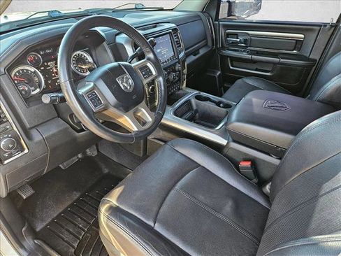 Used 2018 RAM 2500 Laramie w/ Sport Appearance Group image 9