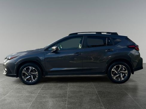 Used 2024 Subaru Crosstrek 2.0i Premium w/ Popular Package #4 image 4