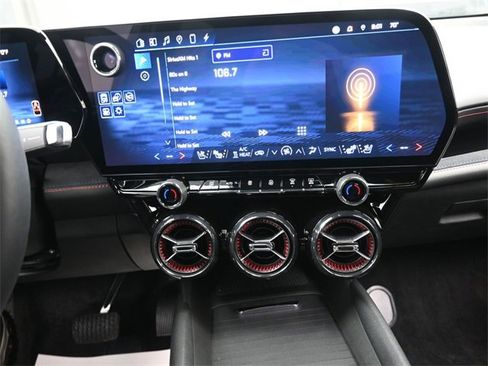 Used 2024 Chevrolet Blazer EV RS image 10