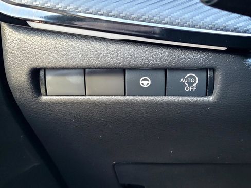 Used 2025 Nissan Kicks SR FWD image 32