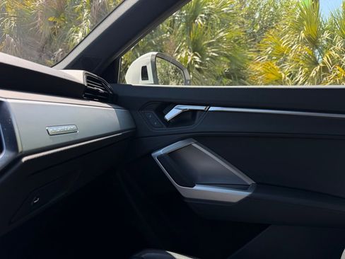 Used 2020 Audi Q3 2.0T Premium w/ Convenience Package image 22