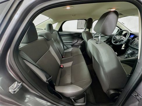 Used 2013 Ford Focus S image 23