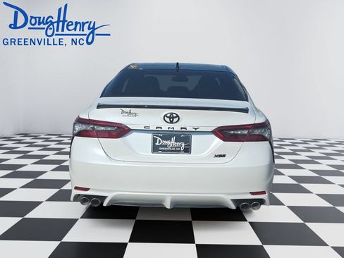 Used 2021 Toyota Camry XSE FWD image 4