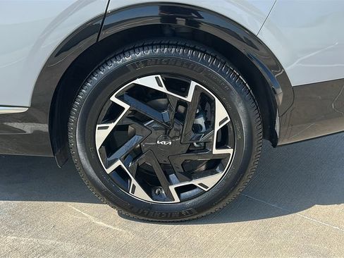 Used 2023 Kia Sportage SX FWD image 18