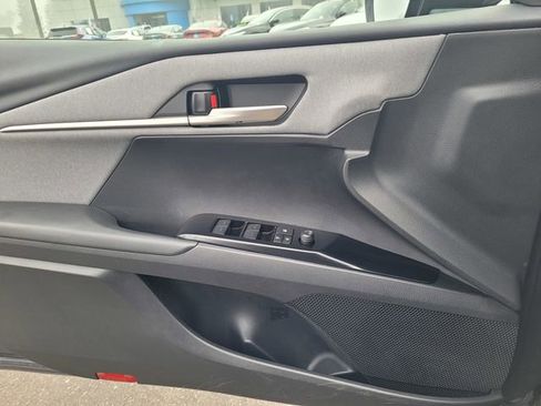 Used 2025 Toyota Camry LE FWD image 13