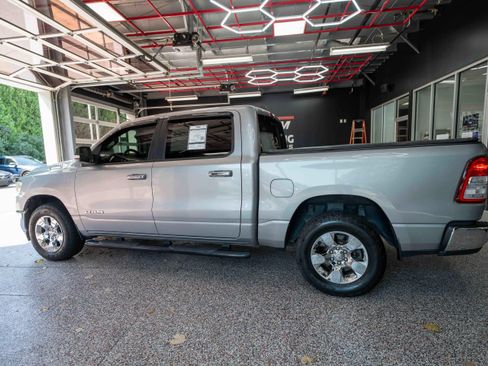 Used 2019 RAM 1500 Big Horn AWD/4WD image 2