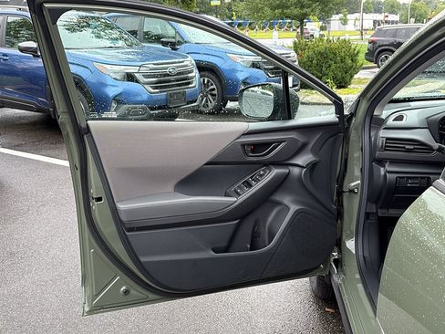 Certified 2026 Subaru Crosstrek 2.5i Premium AWD/4WD image 8