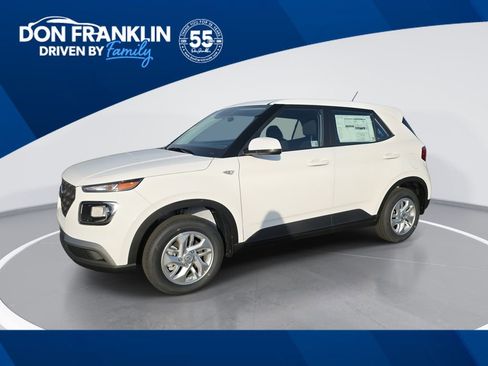 New 2026 Hyundai Venue SE image 1