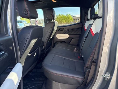 Used 2024 GMC Canyon AT4X image 11