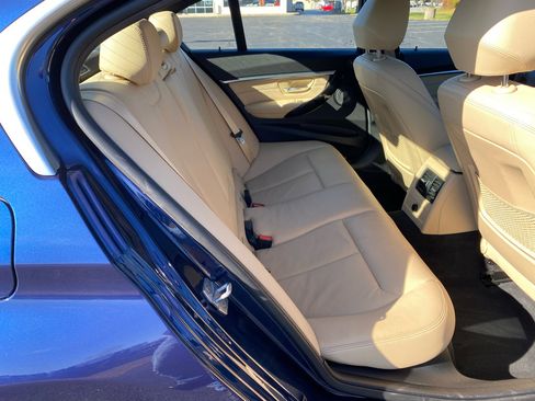 Used 2018 BMW 330i xDrive Sedan w/ Premium Package image 22