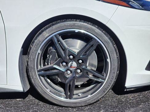 Used 2022 Chevrolet Corvette Stingray Premium Cpe w/ Z51 Performance Package image 7