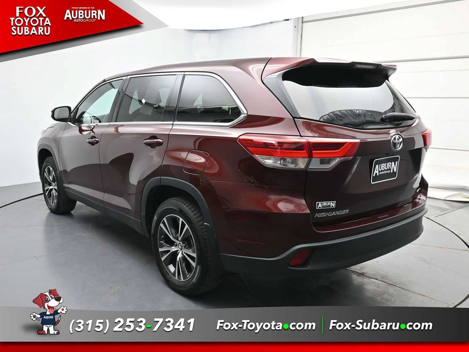 Used 2019 Toyota Highlander LE AWD/4WD image 15