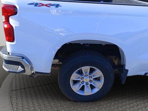 Certified 2025 Chevrolet Silverado 1500 LT image 25