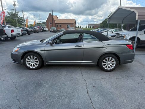 Used 2013 Chrysler 200 Touring image 7