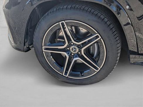 New 2025 Mercedes-Benz GLS 450 4MATIC image 10