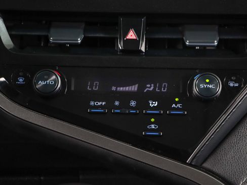 Used 2023 Toyota Camry SE w/ Convenience Package FWD image 20