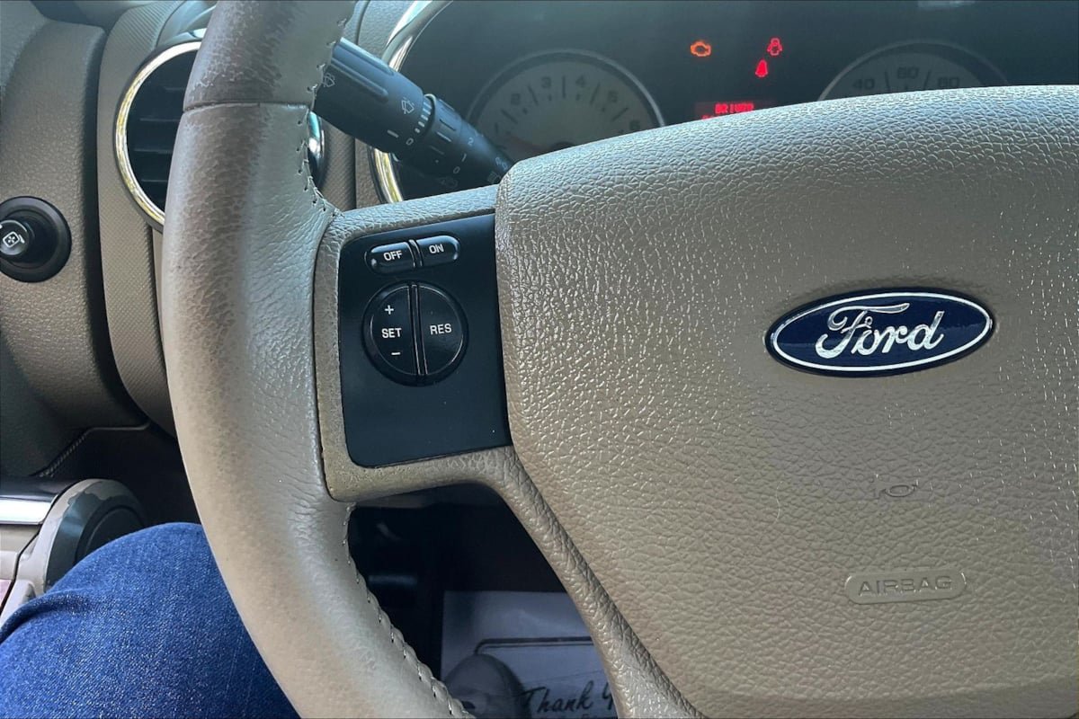 Used 2009 Ford Explorer Eddie Bauer AWD/4WD image 11
