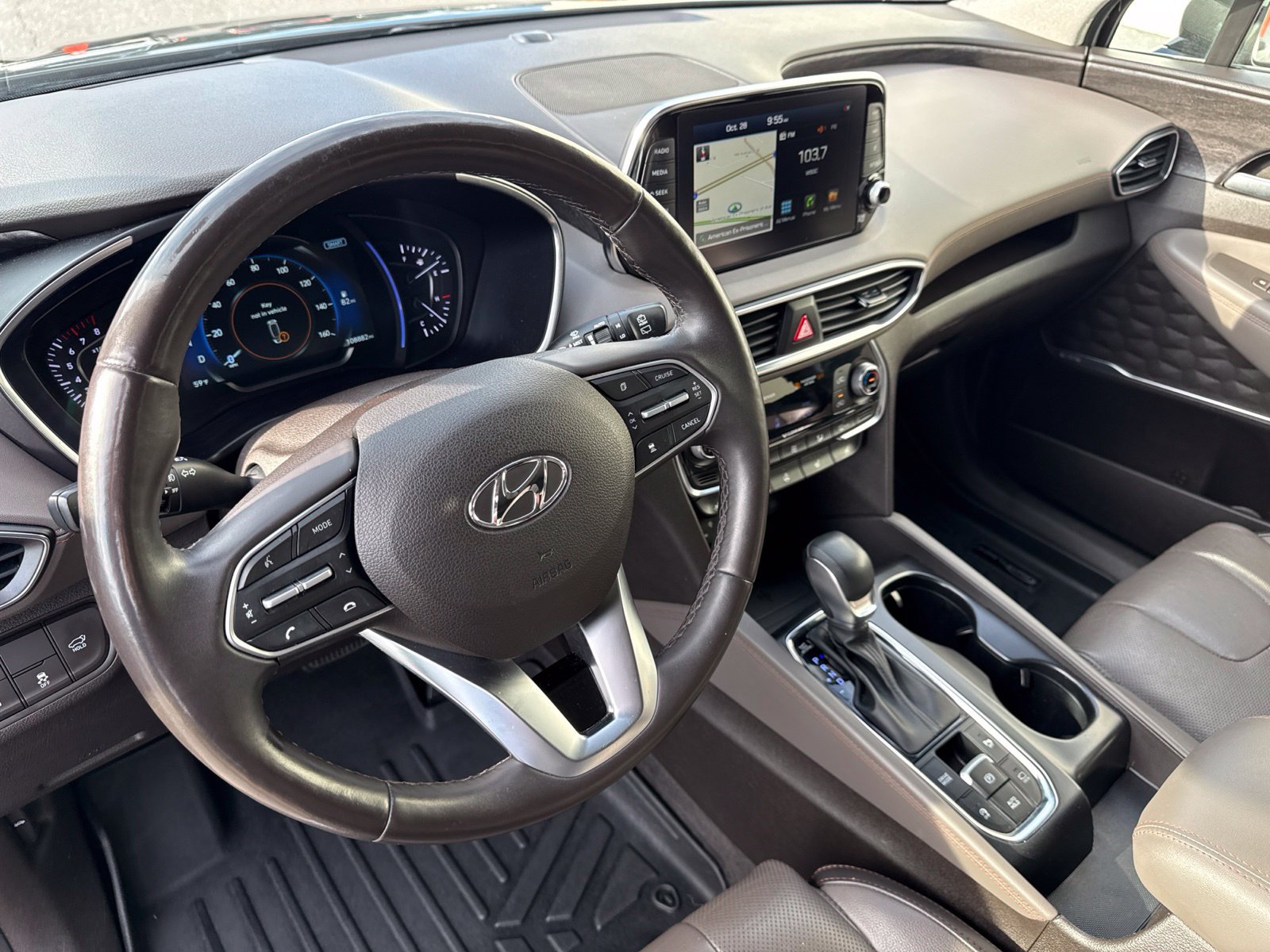 Used 2020 Hyundai Santa Fe Limited FWD image 21