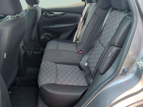 Used 2021 Nissan Rogue Sport SV FWD image 27