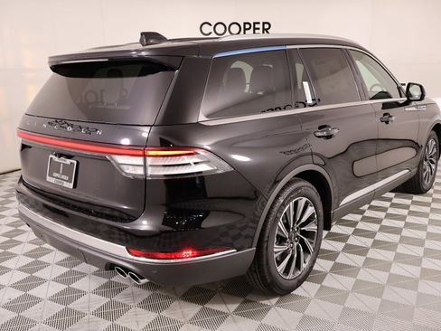New 2026 Lincoln Aviator 2WD image 21