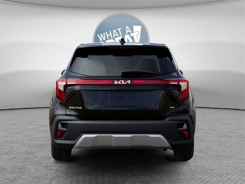 New 2026 Kia Seltos LX image 13