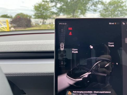 Used 2026 Tesla Model Y 2WD image 18
