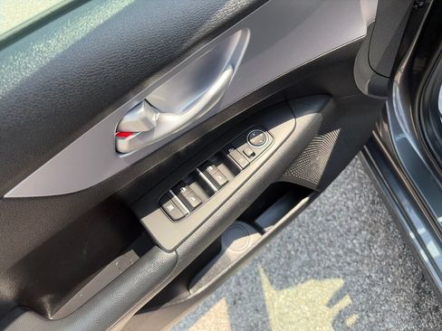 Used 2024 Kia Forte LXS FWD image 12