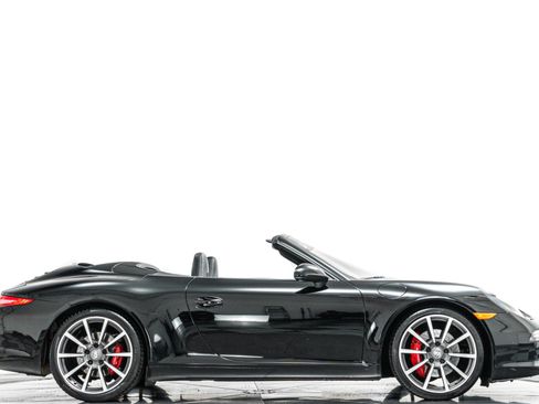 Used 2014 Porsche 911 Carrera S RWD image 2