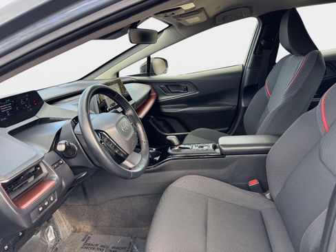 Used 2023 Toyota Prius Prime SE image 13