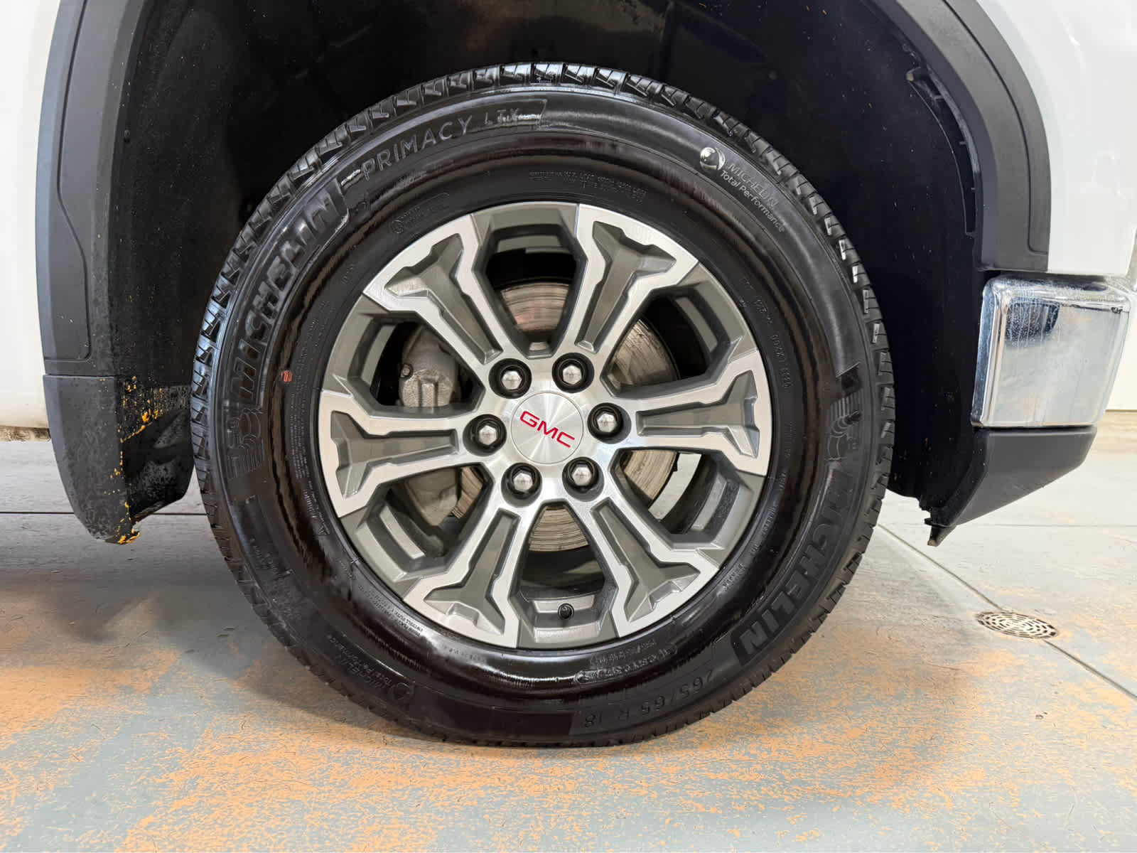 Used 2025 GMC Sierra 1500 SLT AWD/4WD image 8