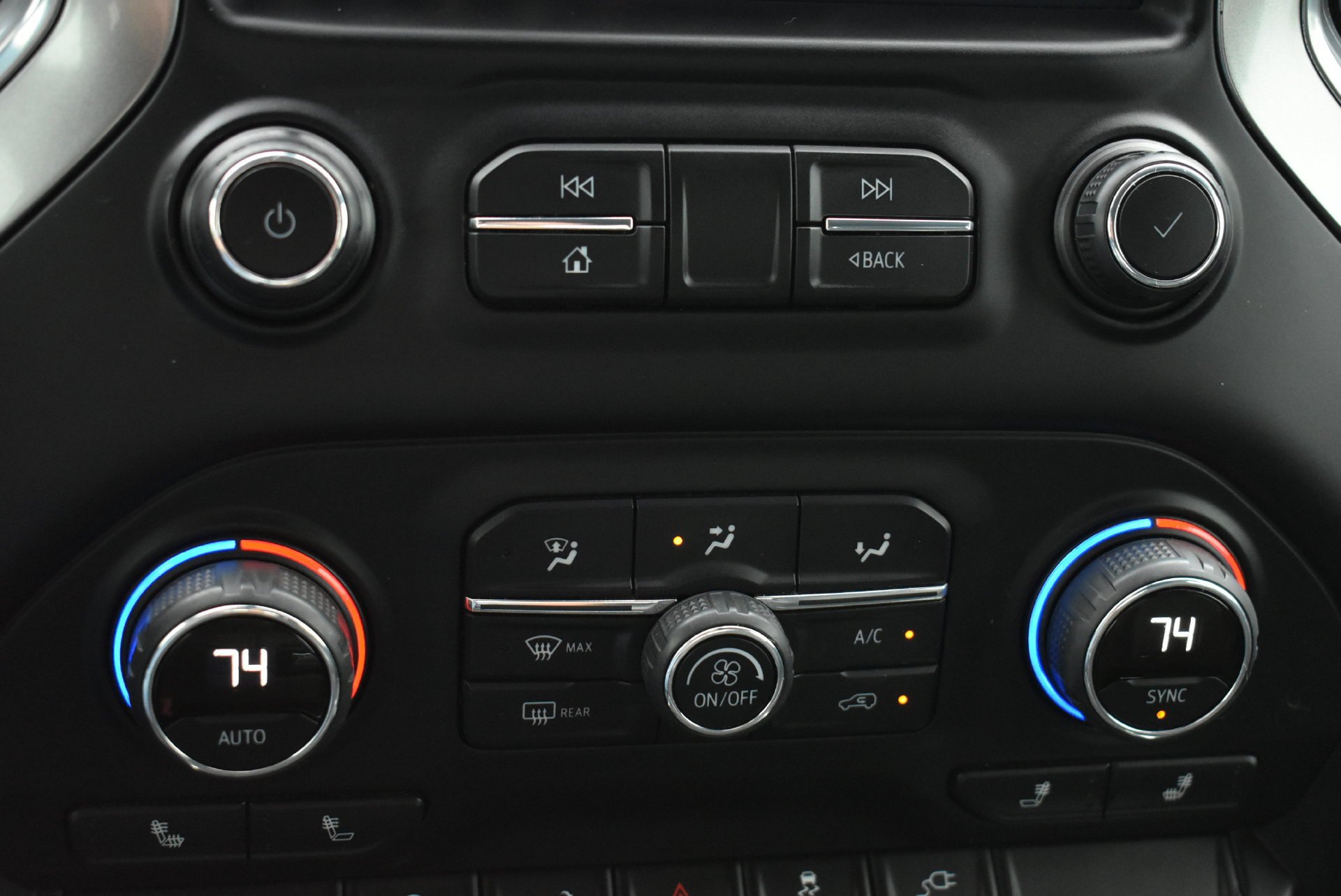 Used 2019 Chevrolet Silverado 1500 RST w/ All-Star Edition AWD/4WD image 30
